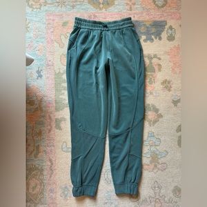 Brushed Softstreme Ribbed High Rise Jogger